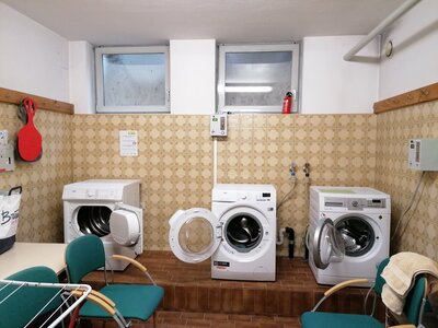 washing_machine_in_basement